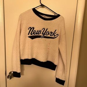 Victoria Secret Pink sweatshirt